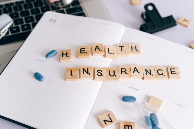 4 Reasons to Buy Individual Over Group Health Insurance Plan